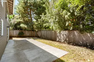 2721 SW Plum Ct, Portland, OR 97219 - Photo 46
