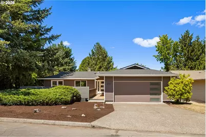 2721 SW Plum Ct, Portland, OR 97219 - Photo 2