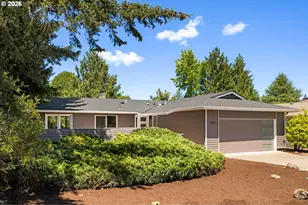 2721 SW Plum Ct, Portland, OR 97219 - Photo 4