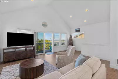 5769 NW Logan Rd, Lincoln City, OR 97367 - Photo 12