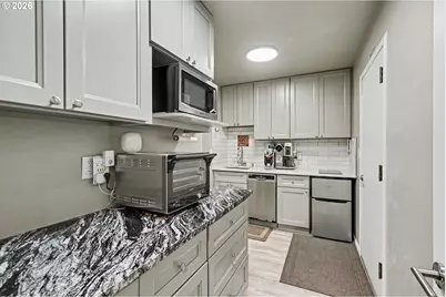 6483 Doral Dr SE, Salem, OR 97306 - Photo 20