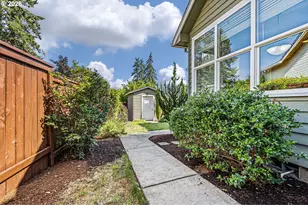 729 S 68th Pl, Springfield, OR 97478 - Photo 38