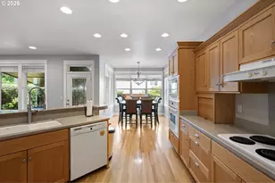 729 S 68th Pl, Springfield, OR 97478 - Photo 16