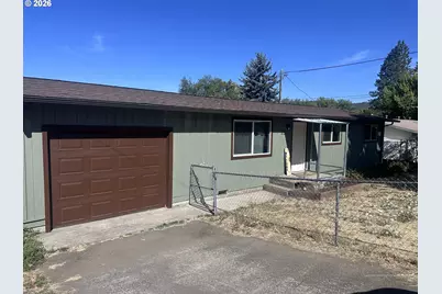 351 SE Darrell Ave, Winston, OR 97496 - Photo 1