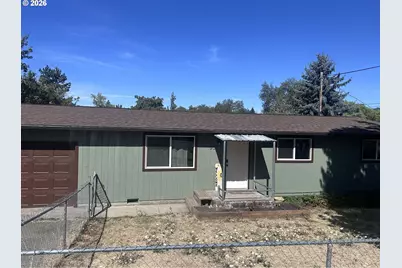 351 SE Darrell Ave, Winston, OR 97496 - Photo 2