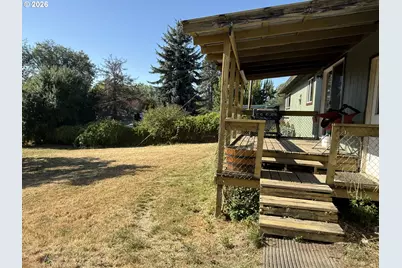 351 SE Darrell Ave, Winston, OR 97496 - Photo 22