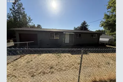 351 SE Darrell Ave, Winston, OR 97496 - Photo 2