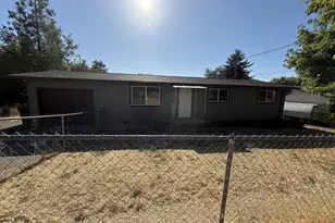 351 SE Darrell Ave, Winston, OR 97496 - Photo 2