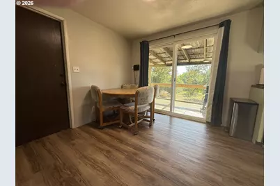 351 SE Darrell Ave, Winston, OR 97496 - Photo 10