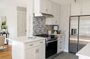 4617 SE Windsor Ct, Portland, OR 97206 - Photo 12