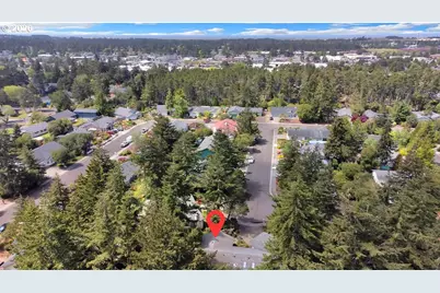 2372 S 22nd Ct, Florence, OR 97439 - Photo 32