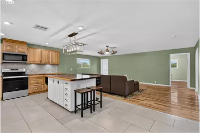 2914 W 10th St, The Dalles, OR 97058 - Photo 6