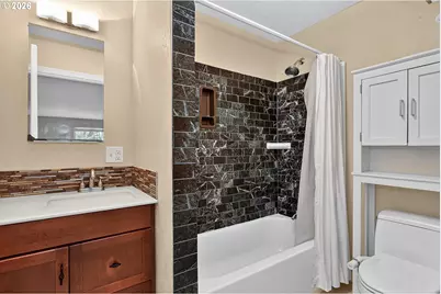 2914 W 10th St, The Dalles, OR 97058 - Photo 16