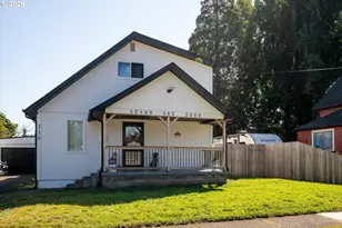710 S 3rd St, Cottage Grove, OR 97424 - Photo 1