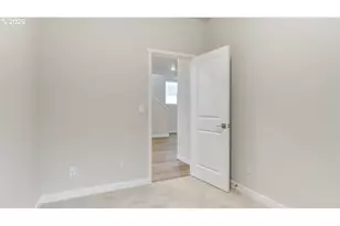16671 SE Wintergreen St, Happy Valley, OR 97086 - Photo 6