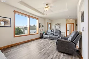 744 St James Pl, Molalla, OR 97038 - Photo 10