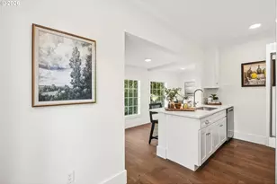 6404 NE 10th Ave, Portland, OR 97211 - Photo 14