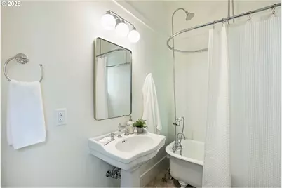 6404 NE 10th Ave, Portland, OR 97211 - Photo 20