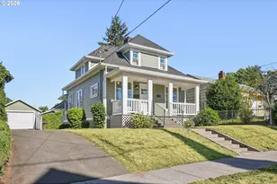 6404 NE 10th Ave, Portland, OR 97211 - Photo 2
