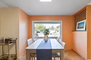 2840 Ferry St, Eugene, OR 97405 - Photo 10