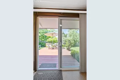 2840 Ferry St, Eugene, OR 97405 - Photo 20
