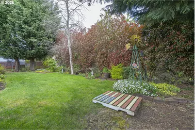 1230 SW Emma Dr, McMinnville, OR 97128 - Photo 38