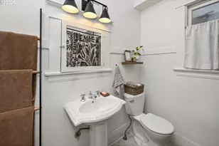 4023 SE Ivon St, Portland, OR 97202 - Photo 22