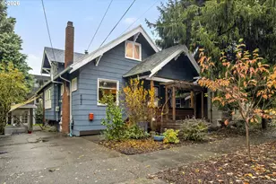 4023 SE Ivon St, Portland, OR 97202 - Photo 2