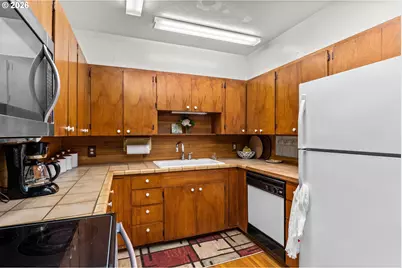 46386 Highway 58, Westfir, OR 97492 - Photo 14