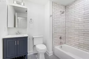 418 Dewey St, Oregon City, OR 97045 - Photo 10