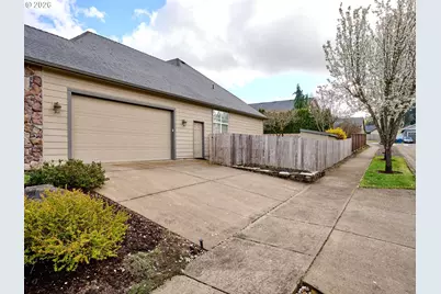 910 Pioneer Dr, Silverton, OR 97381 - Photo 36