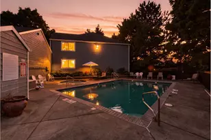 17516 NW Springville Rd, Portland, OR 97229 - Photo 20