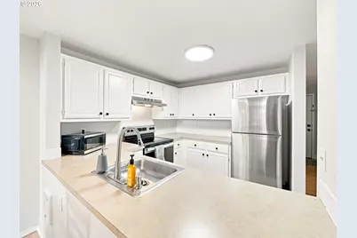 17516 NW Springville Rd #B6, Portland, OR 97229 - Photo 8