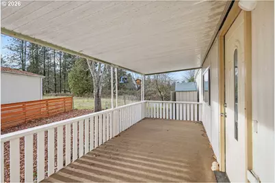 111 Briarwood Way, Grants Pass, OR 97526 - Photo 6