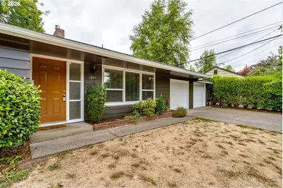 1255 E 24th Ave, Eugene, OR 97403 - Photo 4