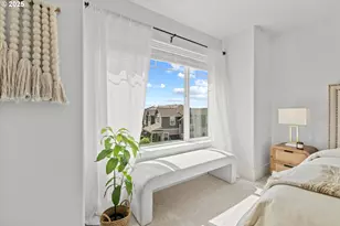 806 NW 118th Ave, Portland, OR 97229 - Photo 20