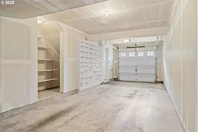 806 NW 118th Ave #103, Portland, OR 97229 - Photo 34