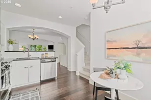 806 NW 118th Ave, Portland, OR 97229 - Photo 16