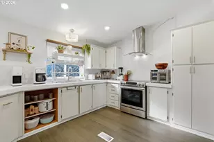 1655 S Elm St, Canby, OR 97013 - Photo 10