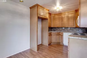 10935 SW 121st Ave, Tigard, OR 97223 - Photo 16