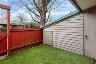 10935 SW 121st Ave, Tigard, OR 97223 - Photo 6