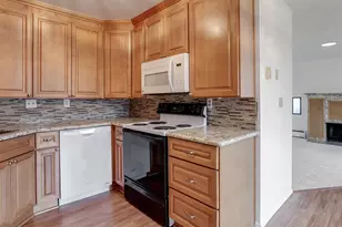 10935 SW 121st Ave, Tigard, OR 97223 - Photo 18