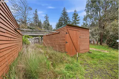 67714 N Bay Rd, North Bend, OR 97459 - Photo 44