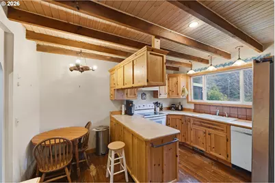 67714 N Bay Rd, North Bend, OR 97459 - Photo 12