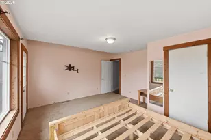 67714 N Bay Rd, North Bend, OR 97459 - Photo 24