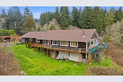 67714 N Bay Rd, North Bend, OR 97459 - Photo 4