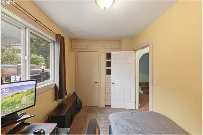 67714 N Bay Rd, North Bend, OR 97459 - Photo 26
