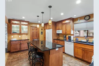 415 NW 117th St, Vancouver, WA 98685 - Photo 14