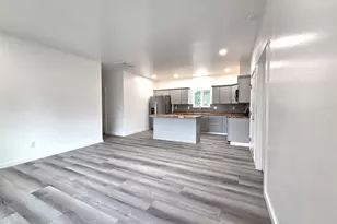 1102 Y Ave, La Grande, OR 97850 - Photo 2