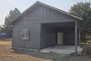 1102 Y Ave, La Grande, OR 97850 - Photo 1